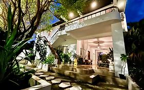 Stylish Apartments Near Best Western Hotel