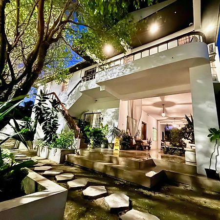 Stylish Apartments Near Best Western Hotel Belize City Exterior foto